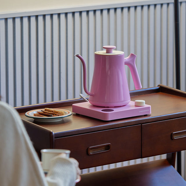 BESPOKE GENIE : Electric pour-over kettle